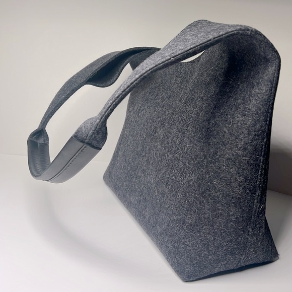 Graf Lantz Large Charcoal Gray Merino Felt Wool Raindrop Shoulder Tote Bag - Picture 4 of 14